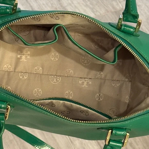 *Vintage & Like New* Tory Burch Barrel Satchel💚 - Picture 6 of 16